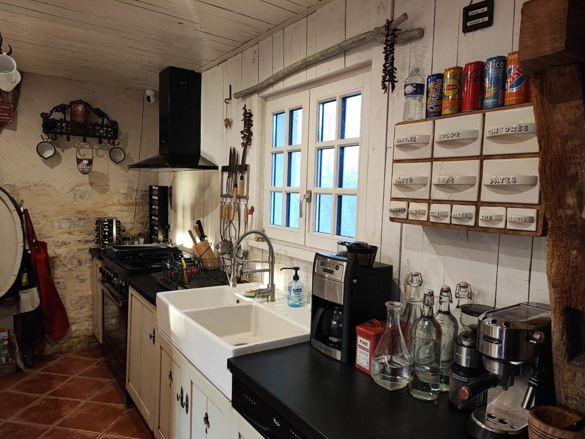 Le Domaine Du Sens Bed & Breakfast Frontenaud Екстериор снимка