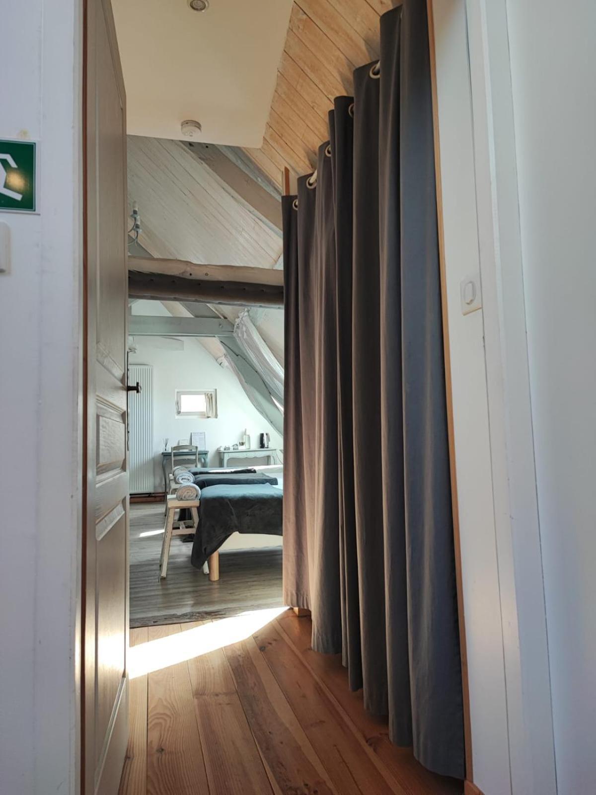 Le Domaine Du Sens Bed & Breakfast Frontenaud Екстериор снимка