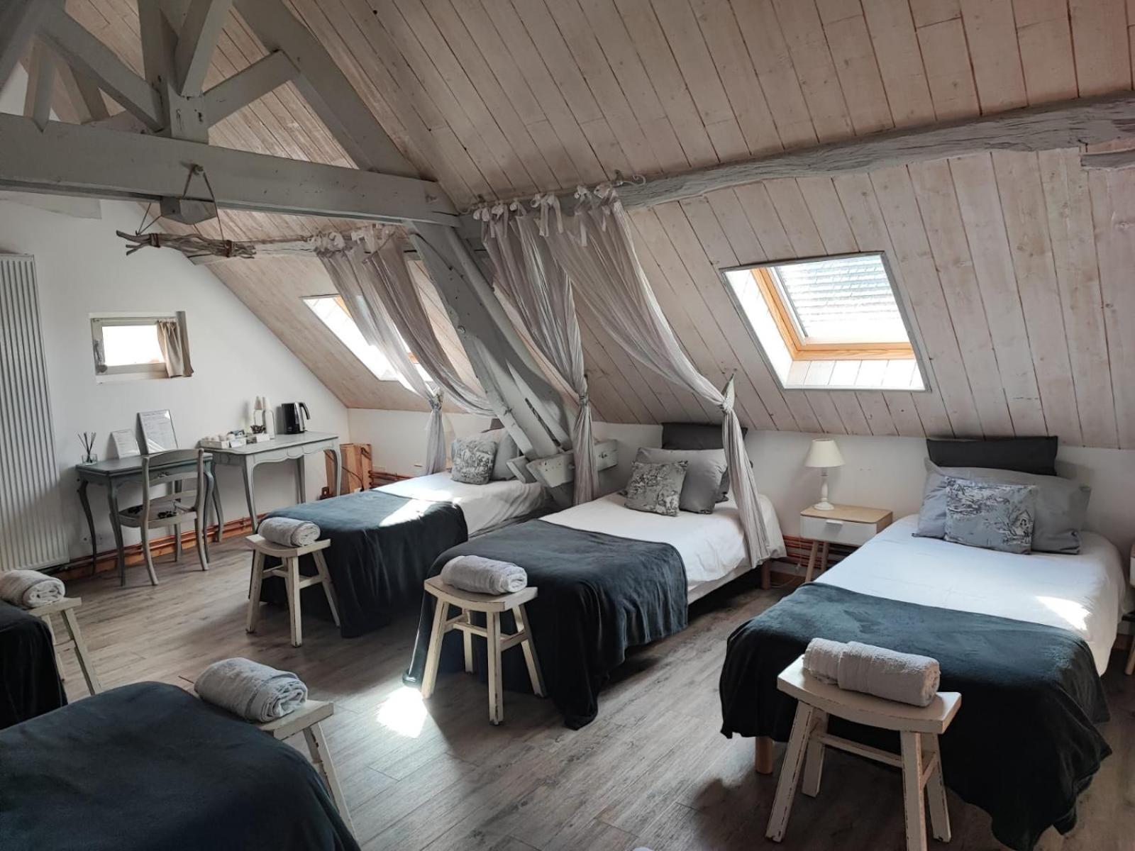 Le Domaine Du Sens Bed & Breakfast Frontenaud Екстериор снимка